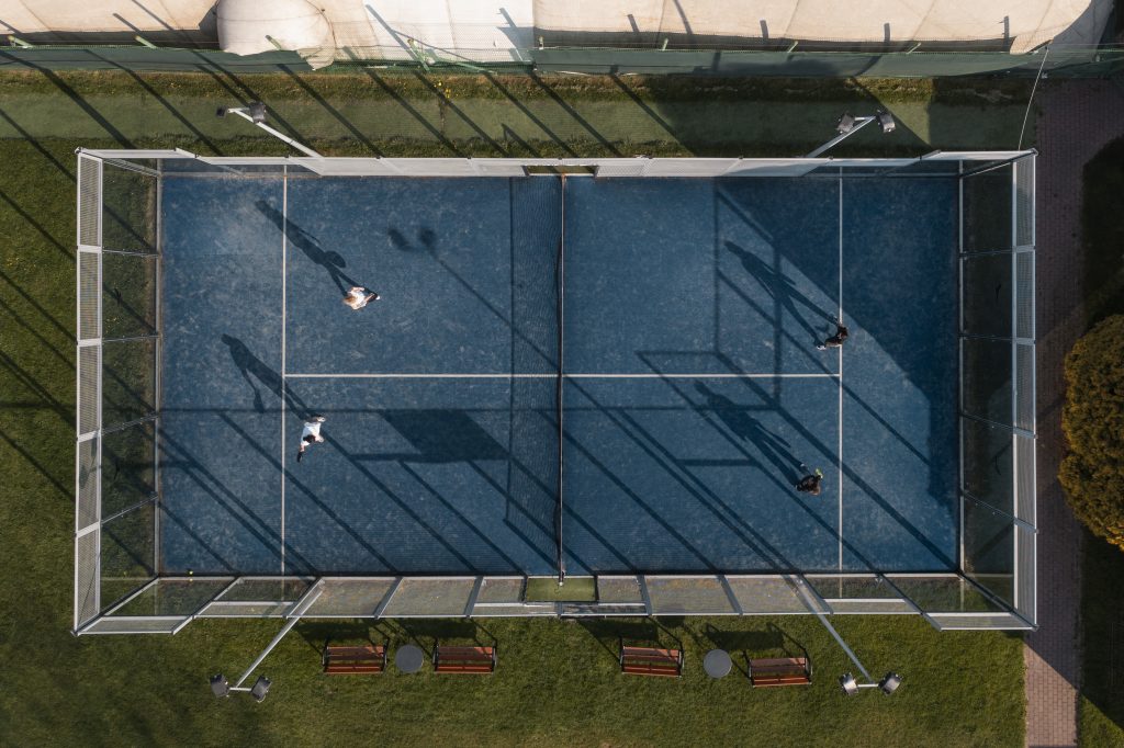 I vantaggi economici di investire nel padel